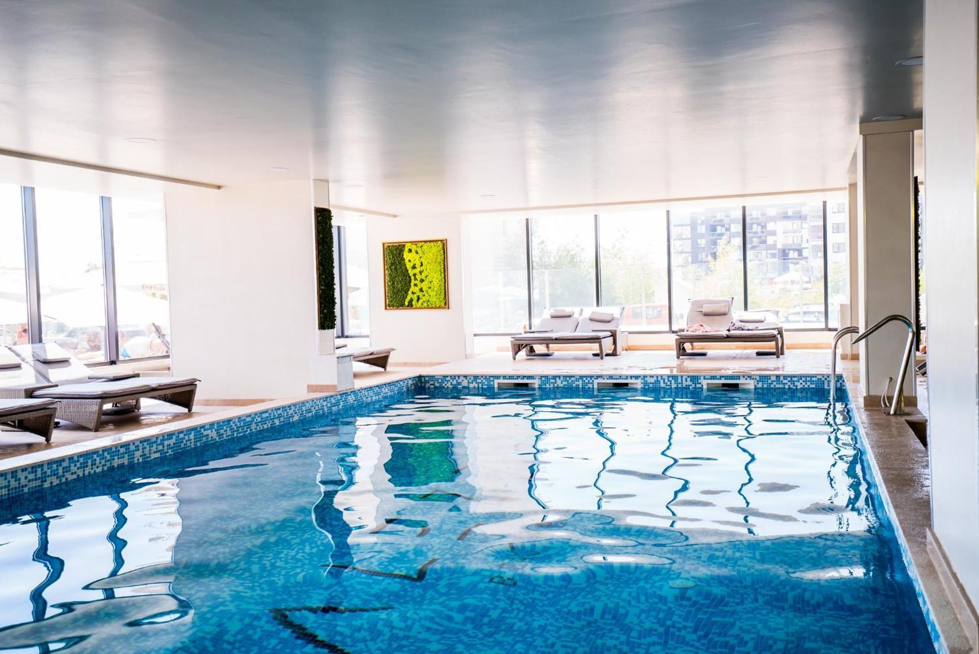 Eka Studio - Pool & Spa Beach Resort Năvodari Exteriér fotografie
