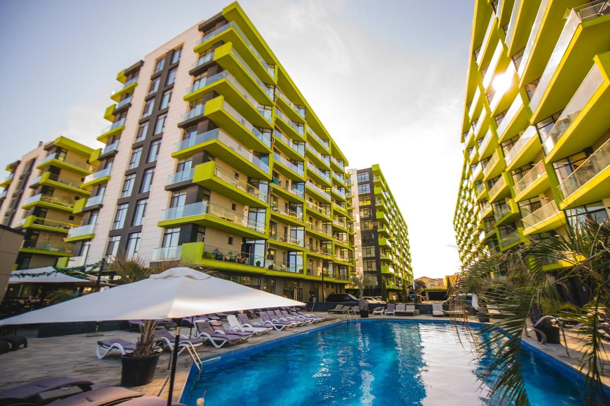 Eka Studio - Pool & Spa Beach Resort Năvodari Exteriér fotografie