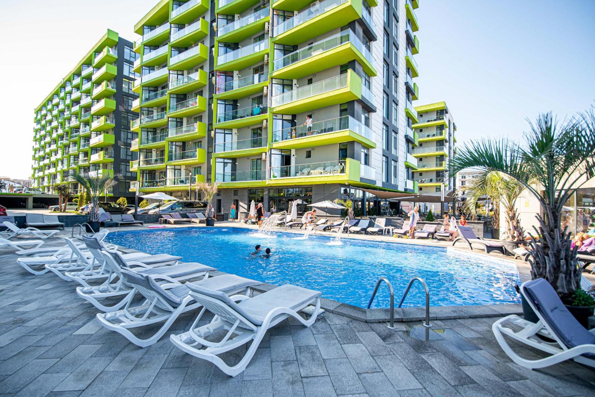 Eka Studio - Pool & Spa Beach Resort Năvodari Exteriér fotografie