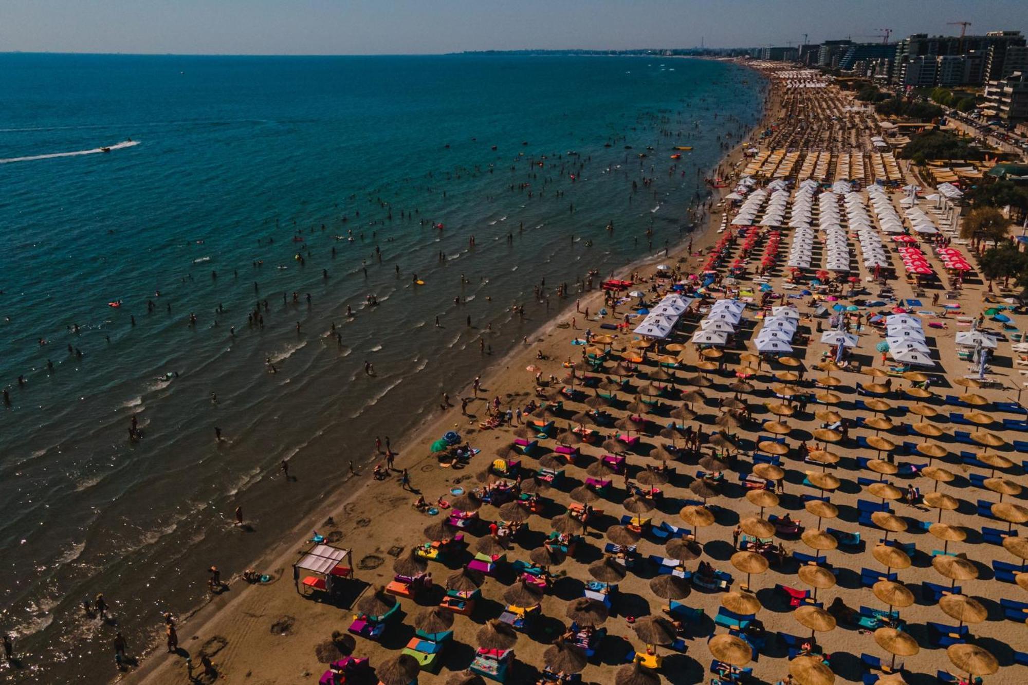 Eka Studio - Pool & Spa Beach Resort Năvodari Exteriér fotografie