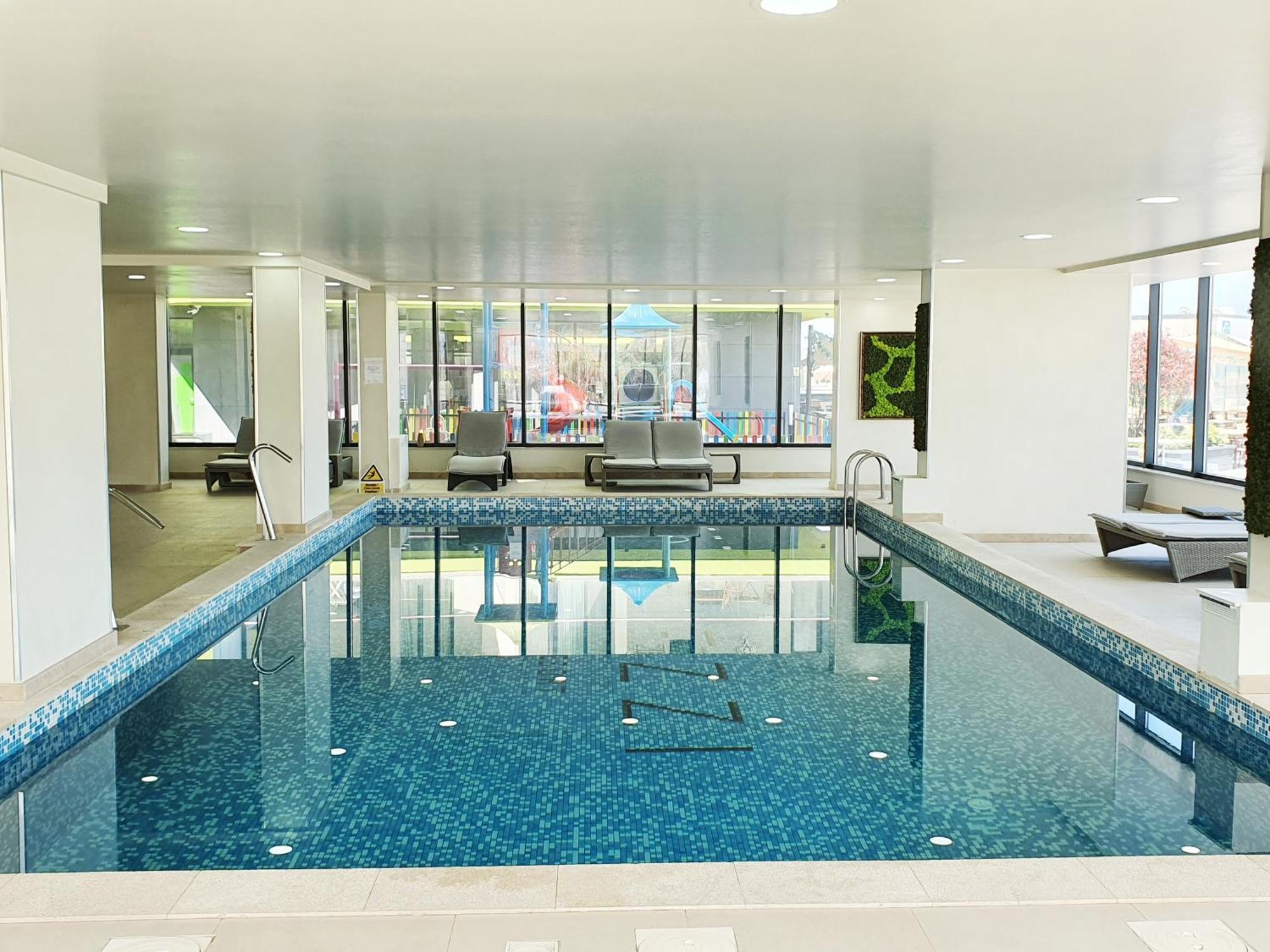 Eka Studio - Pool & Spa Beach Resort Năvodari Exteriér fotografie